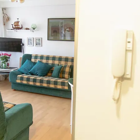 Al-dom Pod Konikiem 103 , 150m Do Morza *