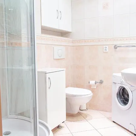 Al-dom Pod Konikiem 103 , 150m Do Morza *